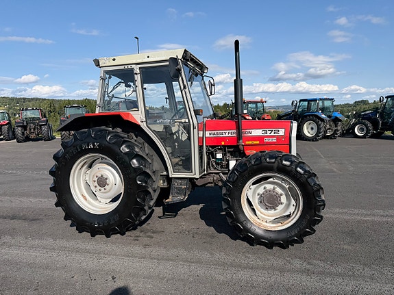 Massey Ferguson 372 22 of 30