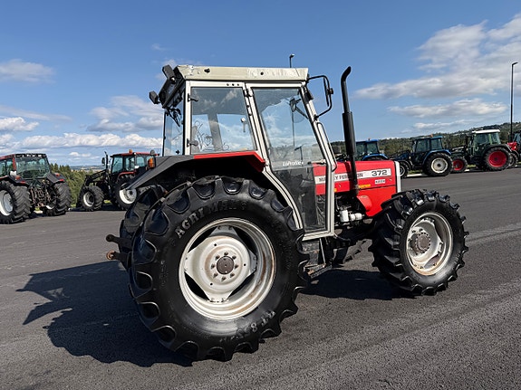 Massey Ferguson 372 17 of 30