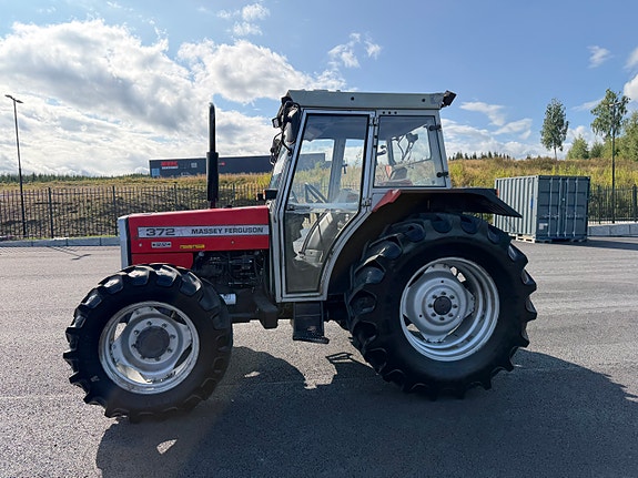 Massey Ferguson 372 5 of 30