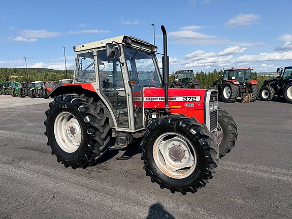 Massey Ferguson 372 24 of 30