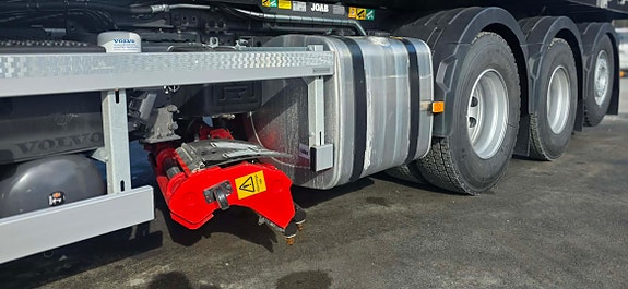 Volvo FH 8x4 krokbil med brøyteutstyr 4 of 12
