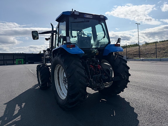 New Holland TS 115 12 of 30