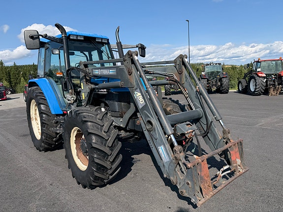New Holland TS 115 27 of 30