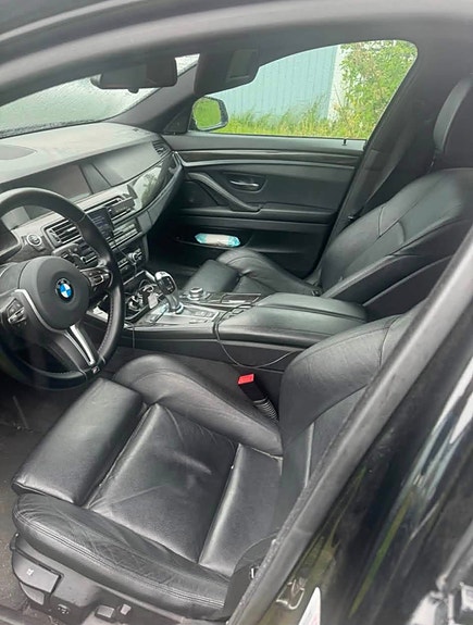 BMW 535i 4 of 7