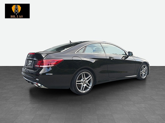 Mercedes-Benz E220 5 of 27
