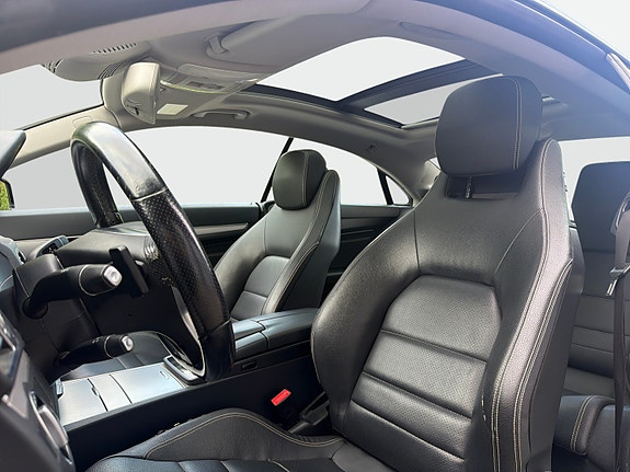 Mercedes-Benz E220 18 of 27