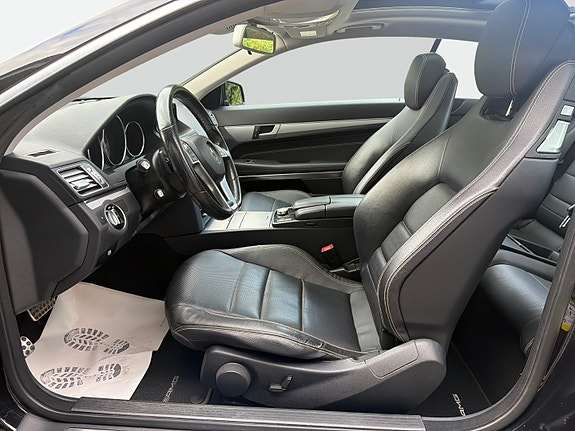 Mercedes-Benz E220 17 of 27