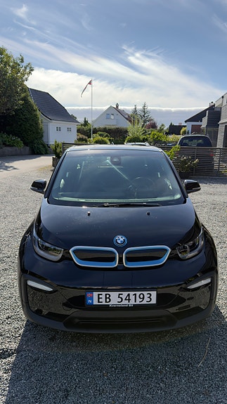 BMW i3 2 of 23