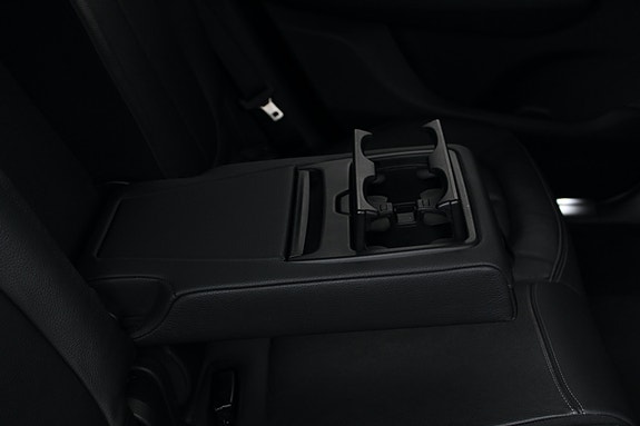 BMW 218i 20 of 30