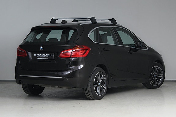 BMW 218i 2 of 30