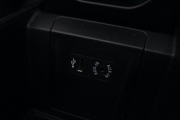 BMW 218i 29 of 30