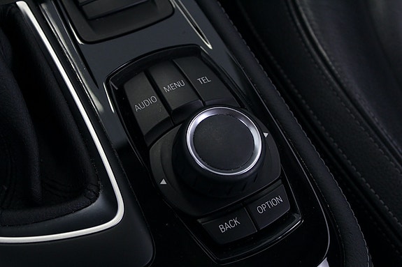 BMW 218i 21 of 30