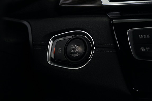 BMW 218i 23 of 30