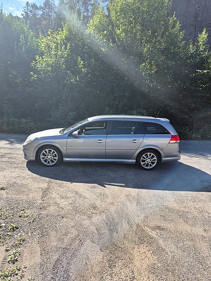 Opel Vectra 5 of 18