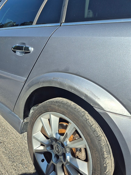 Opel Vectra 8 of 18