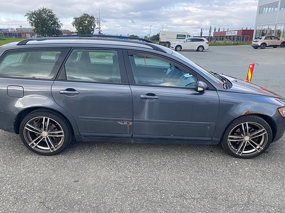 Volvo V50 17 of 21