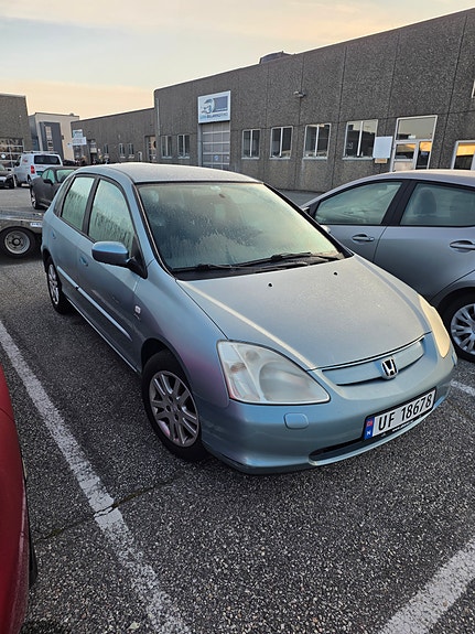 Honda Civic 3 of 9
