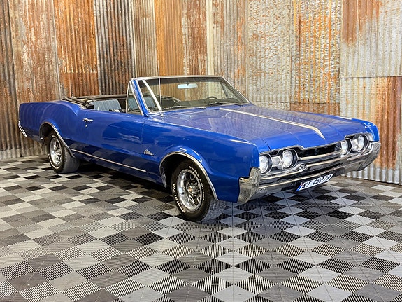 Oldsmobile Cutlass