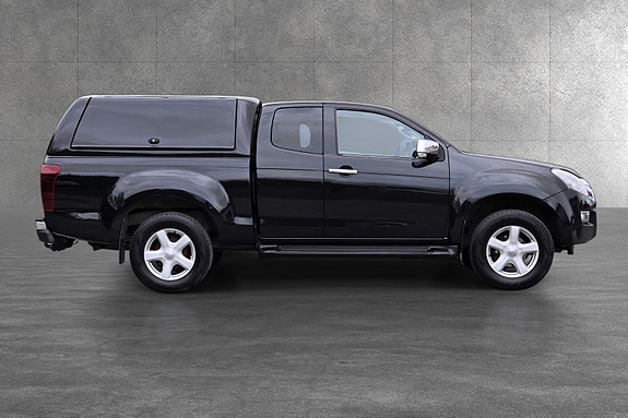 Isuzu D-max 10 of 30