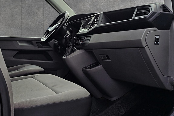 Volkswagen Transporter 12 of 30