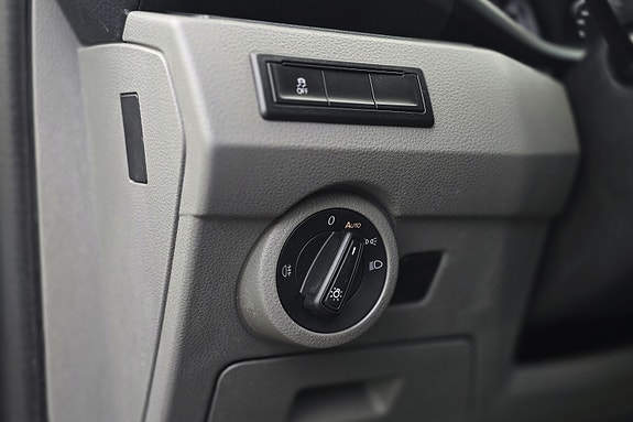 Volkswagen Transporter 28 of 30
