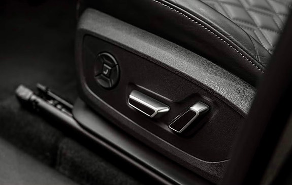 Audi SQ6 e-tron 27 of 30
