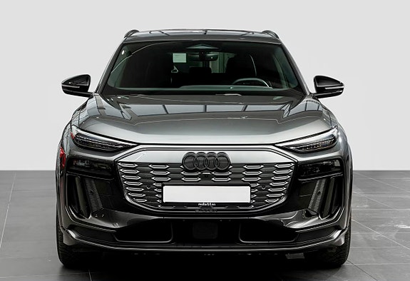 Audi SQ6 e-tron 2 of 30