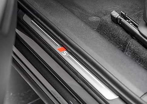 Audi SQ6 e-tron 30 of 30