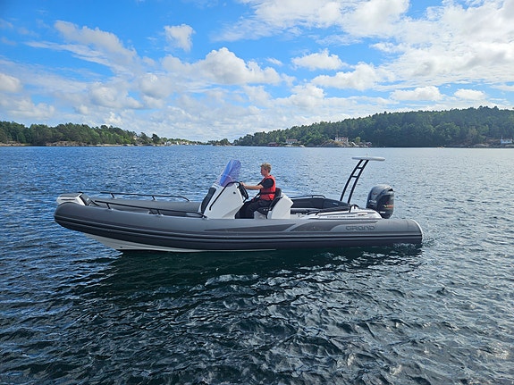 Grand 680  M  Yamaha 150 V MAX  kun 44 t 8 of 30