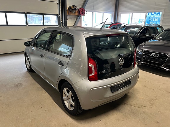 Volkswagen UP! 5 of 14