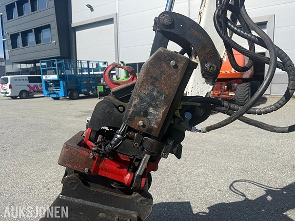 Bobcat E27Z minigraver 10 of 30
