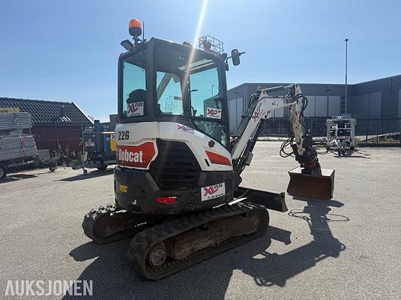 Bobcat E27Z minigraver 5 of 30