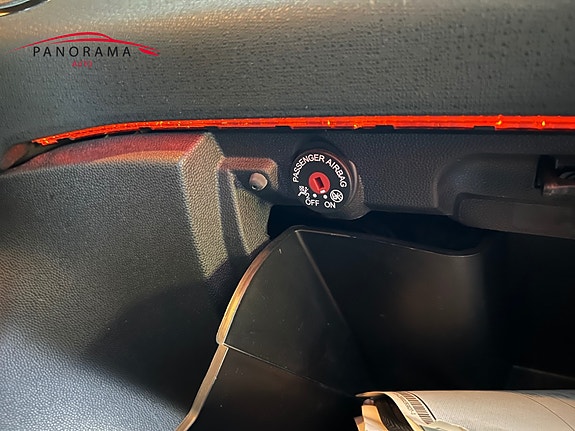 Ford Fiesta 16 of 19