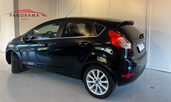 Ford Fiesta 4 of 19