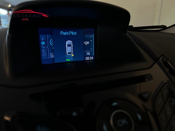 Ford Fiesta 14 of 19