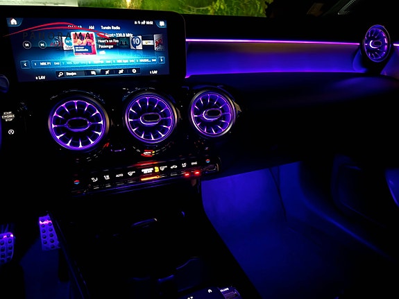 Mercedes-Benz A200 12 of 20