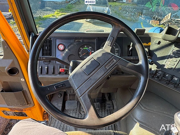 Volvo FL10 Tippbil - Bakmontert Palfinger Kran 18 of 30