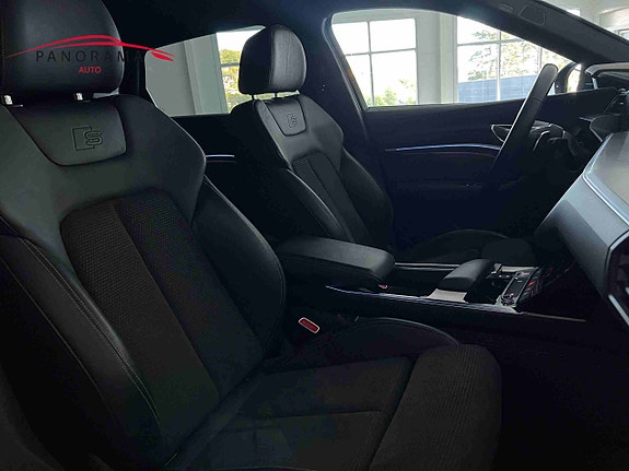 Audi e-tron 21 of 30