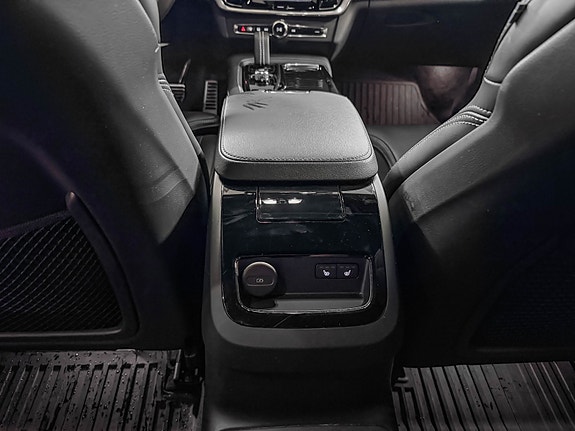 Volvo V90 22 of 30