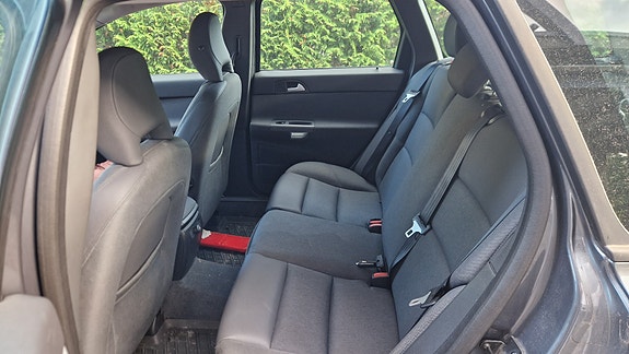 Volvo V50 7 of 8