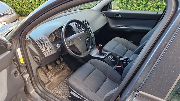 Volvo V50 5 of 8