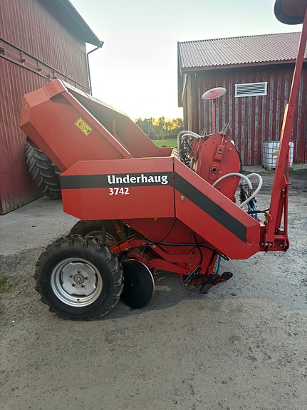 Underhaug 3742 potetsetter 7 of 9