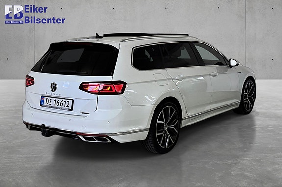 Volkswagen Passat 11 of 30