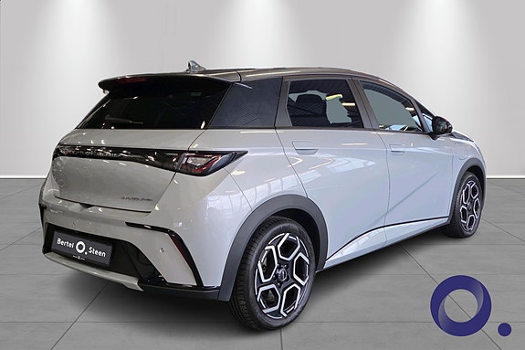 BYD Dolphin 5 of 28