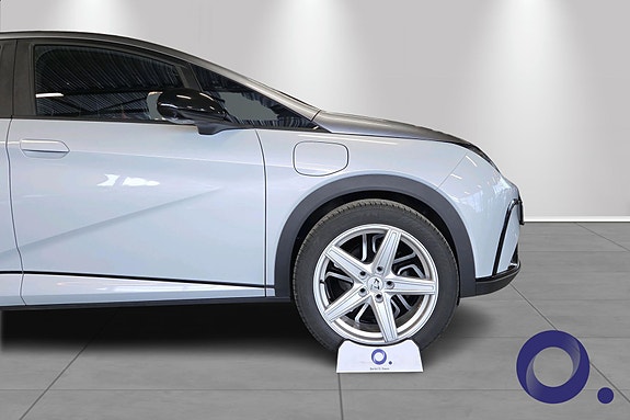 BYD Dolphin 9 of 28