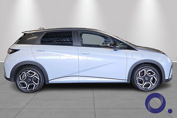 BYD Dolphin 6 of 28