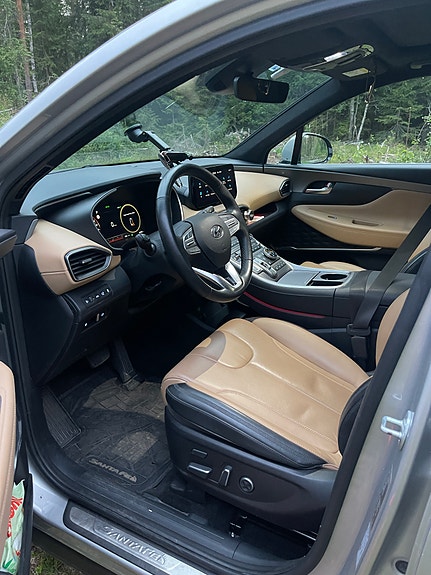 Hyundai Santa Fe 3 of 5