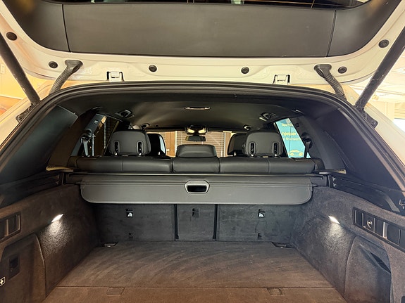 BMW X5 11 of 16