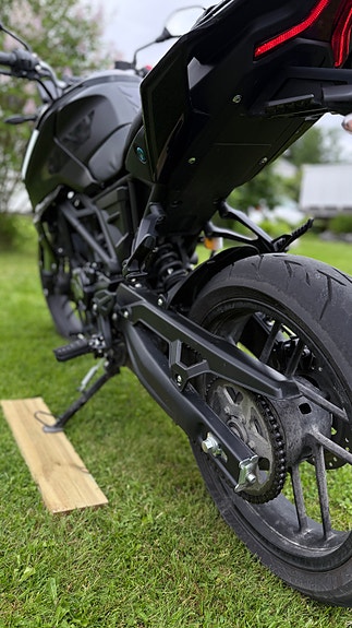 VOGE 125 R 14 of 18