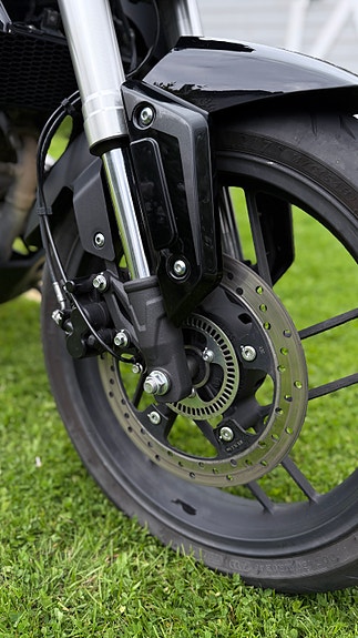 VOGE 125 R 12 of 18
